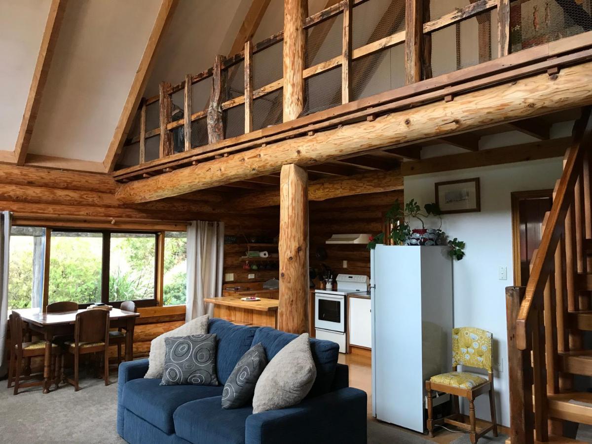 Tree Hut Cottage Masterton Exteriör bild
